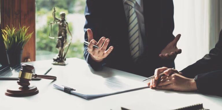 Good service cooperation, Consultation of Businesswoman and Male lawyer or judge counselor having