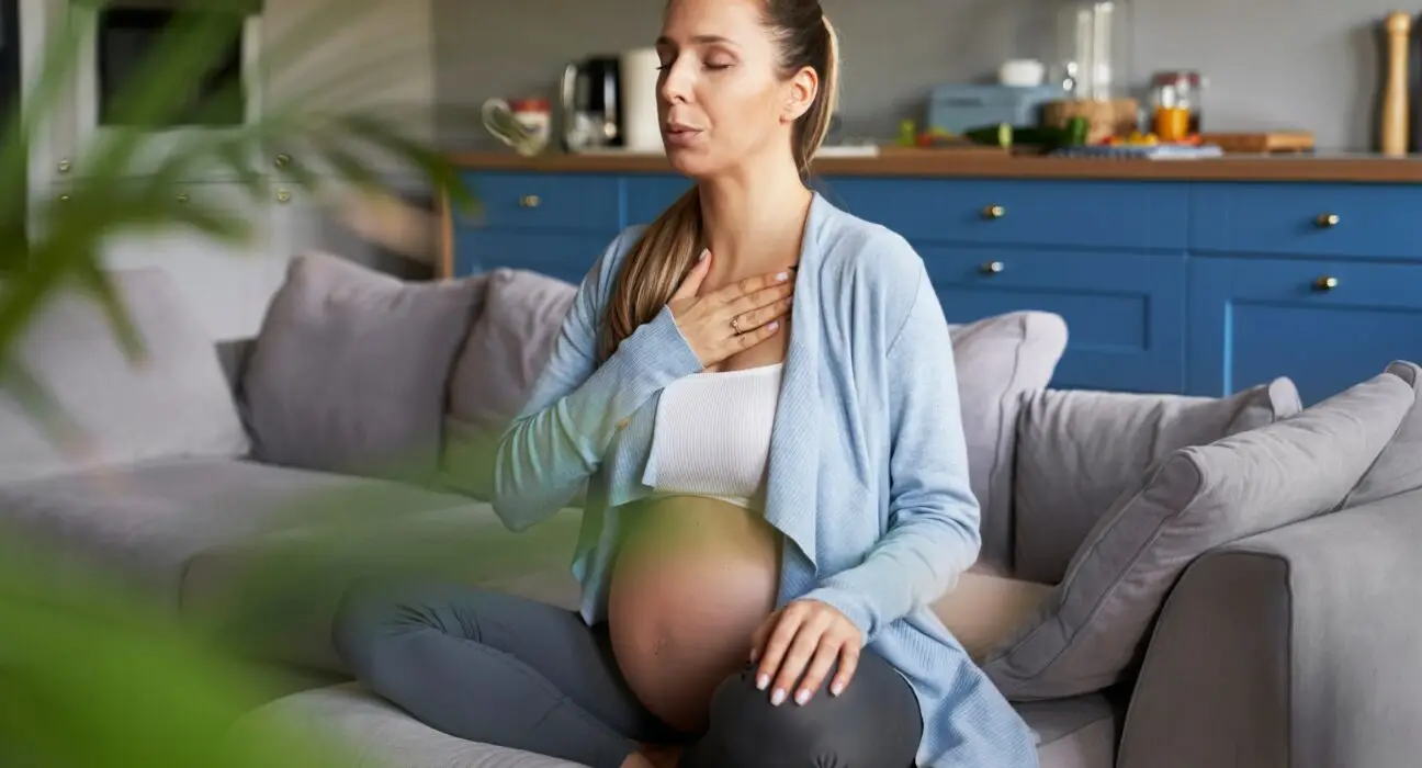 Meditation of pregnat woman before childbirth